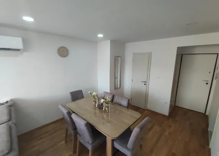 아파트 Ivanka & Old Town View